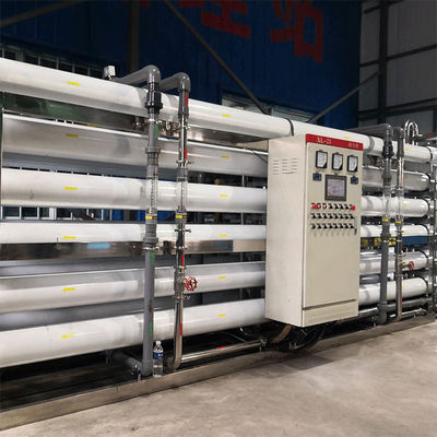 100T/D  Container Energy Saving SWRO Seawater Desalination Machine For Agriculture RO Water Purification Plant