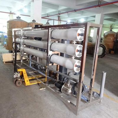 Professional Industrial Ro Seawater Desalination Plant / Large Scale UF Water Desalination Machines Salt Water To Drink
