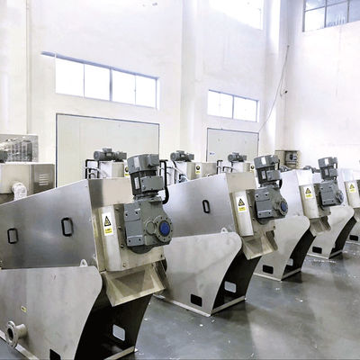 Compact Sewage Treatment Plant Sludge Dewatering Machine Screw Press 0.12m³/h-135m³/h